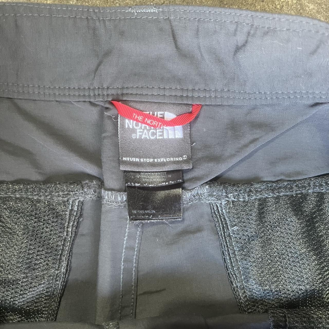 The North Face Men's Grey and Black Trousers (3)