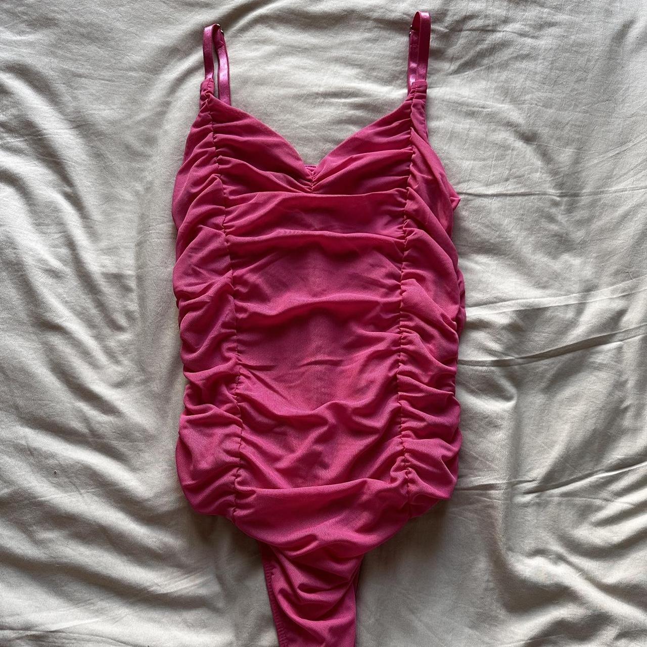 ruched pink GUESS bodysuit 💕 super cute never worn - Depop