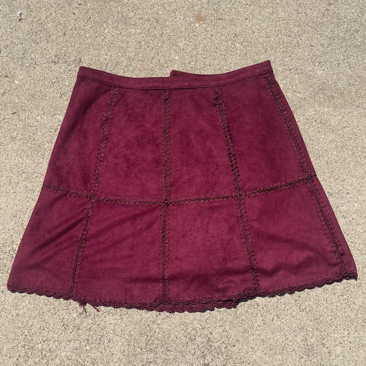 Dark red skirt with stitch pattern, en créme size... - Depop