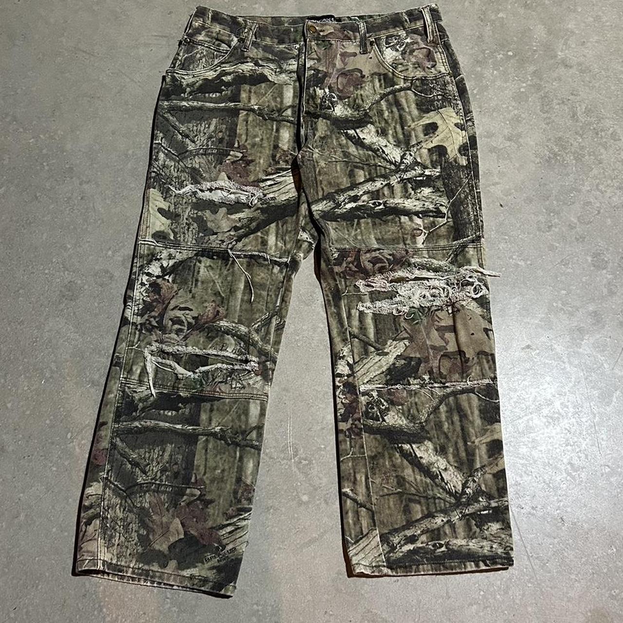 Vintage Break-Up Camo Distressed Pants 36-32 - Depop