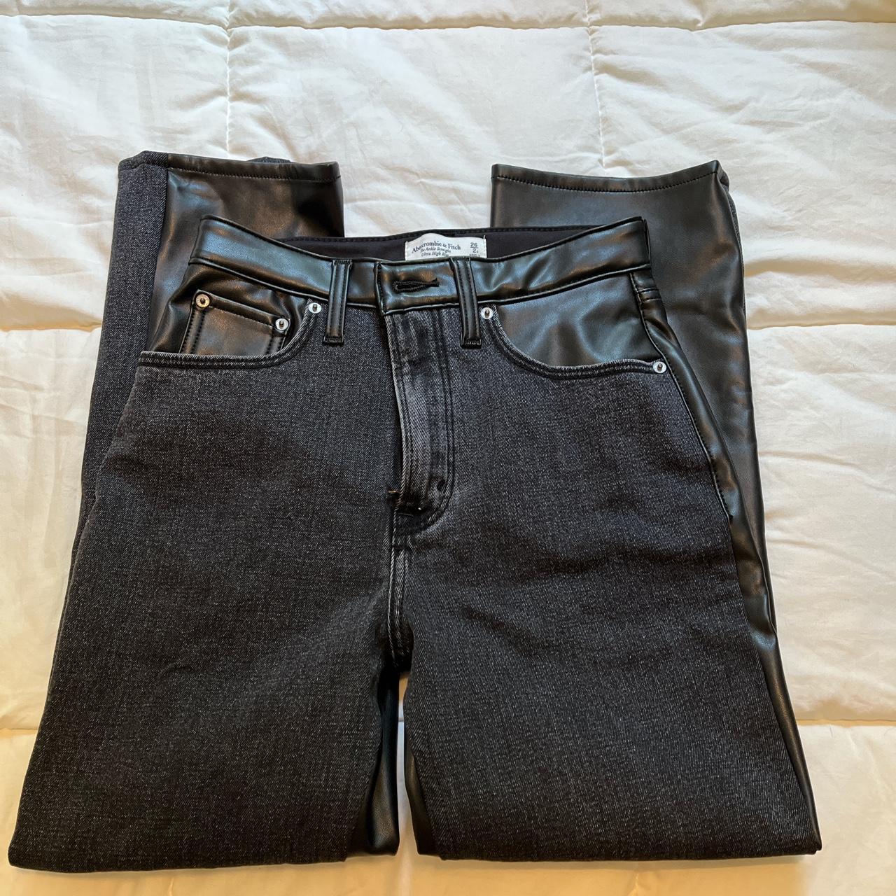 NWT Abercrombie high quality jeans