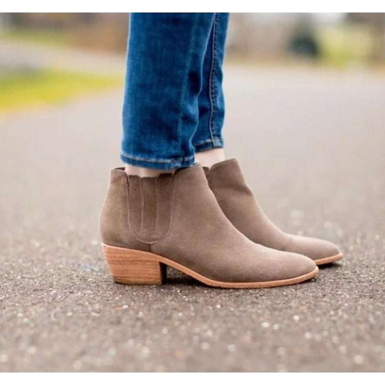 Suede Ankle Joie Barlow Boots Joie Women's Boots Grey/Tan US