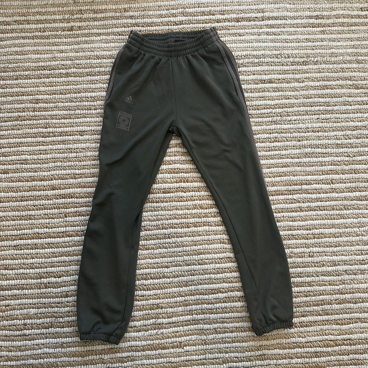 yeezy calabasas jogging