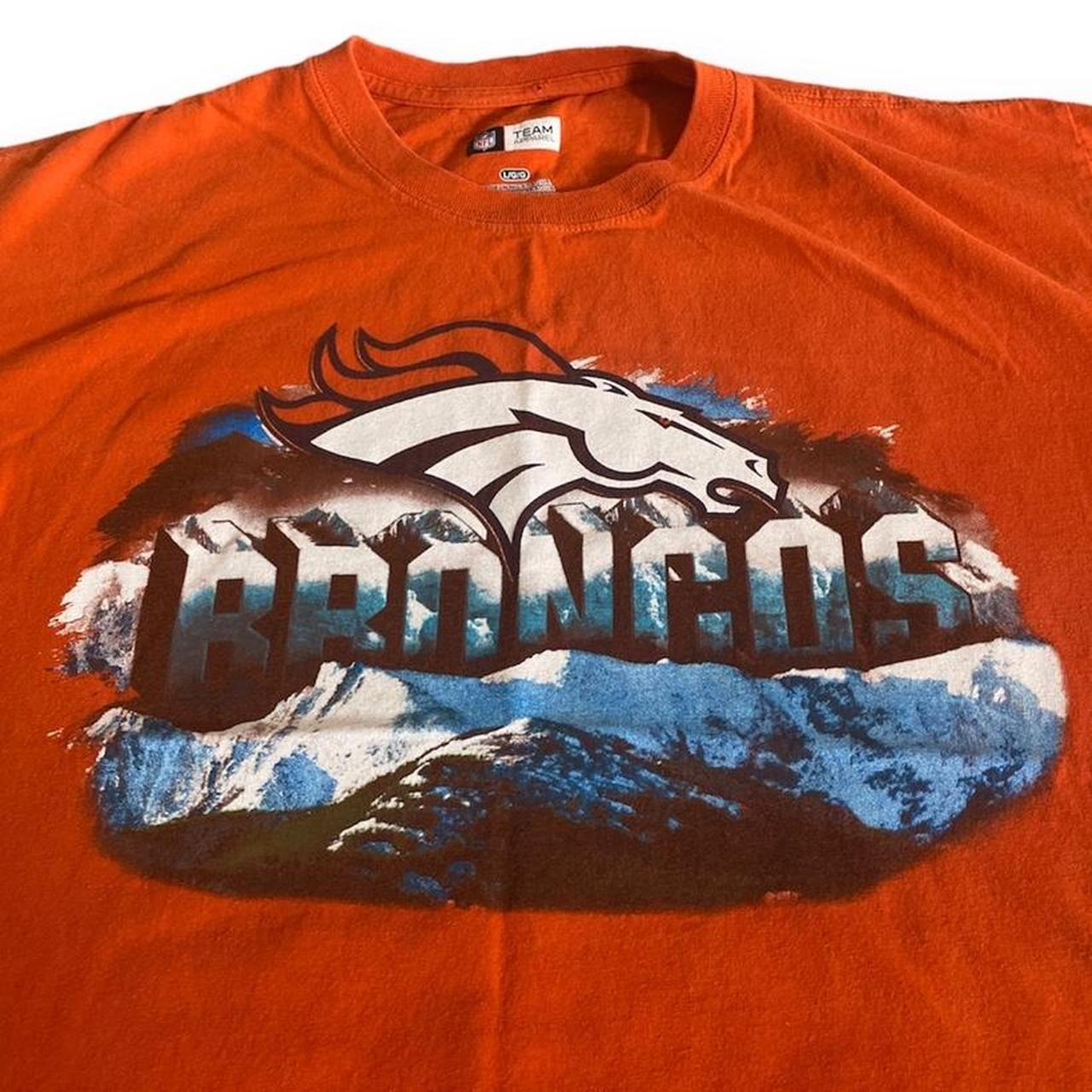 Denver Broncos Mens T-Shirt Size SMALL Orange Color - Depop