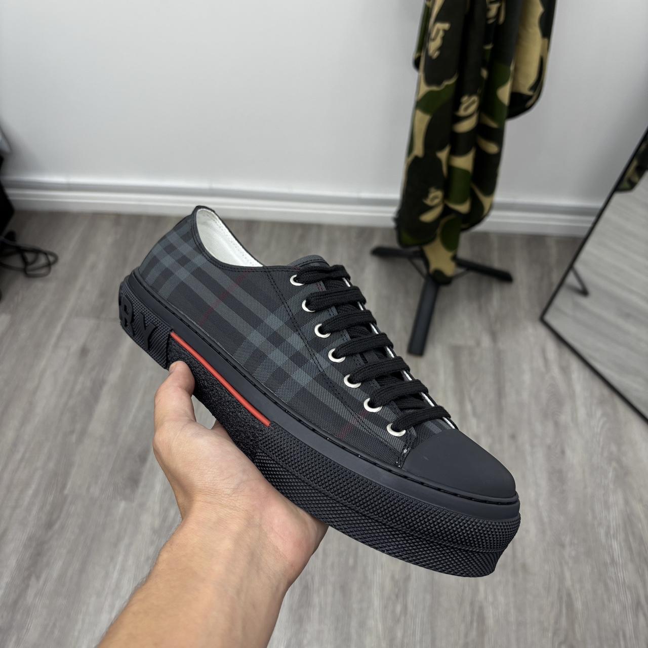 Burberry shoes Brand new Size 10 and Size 11 Price | Depop