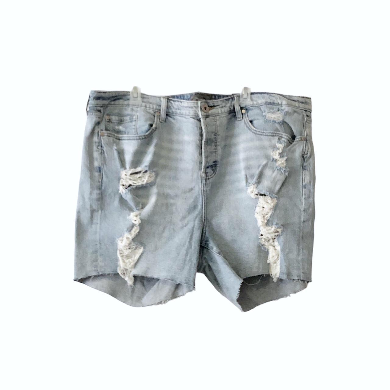 Torrid distressed hot sale shorts