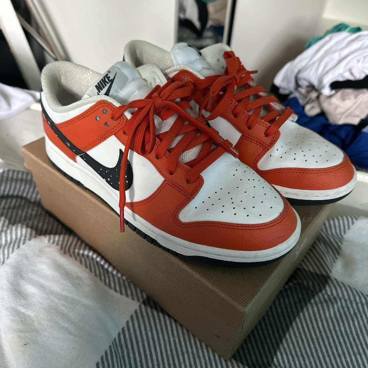 Uk Nike Dunk Low Orange with Starry swoosh- RARE