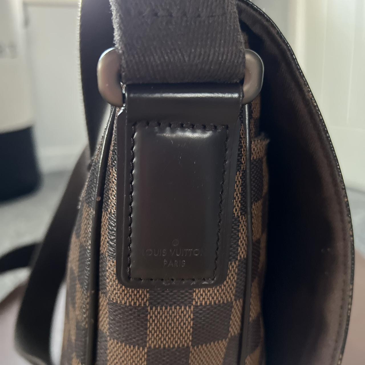 Louis Vuitton District messenger bag Brown - Depop