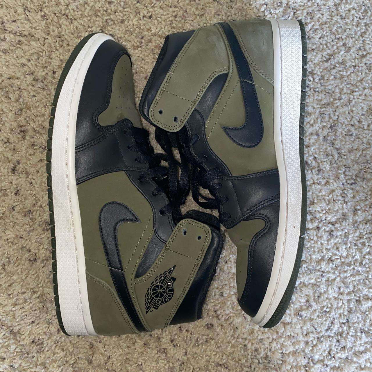 Jordan 1 best sale mid olive canvas