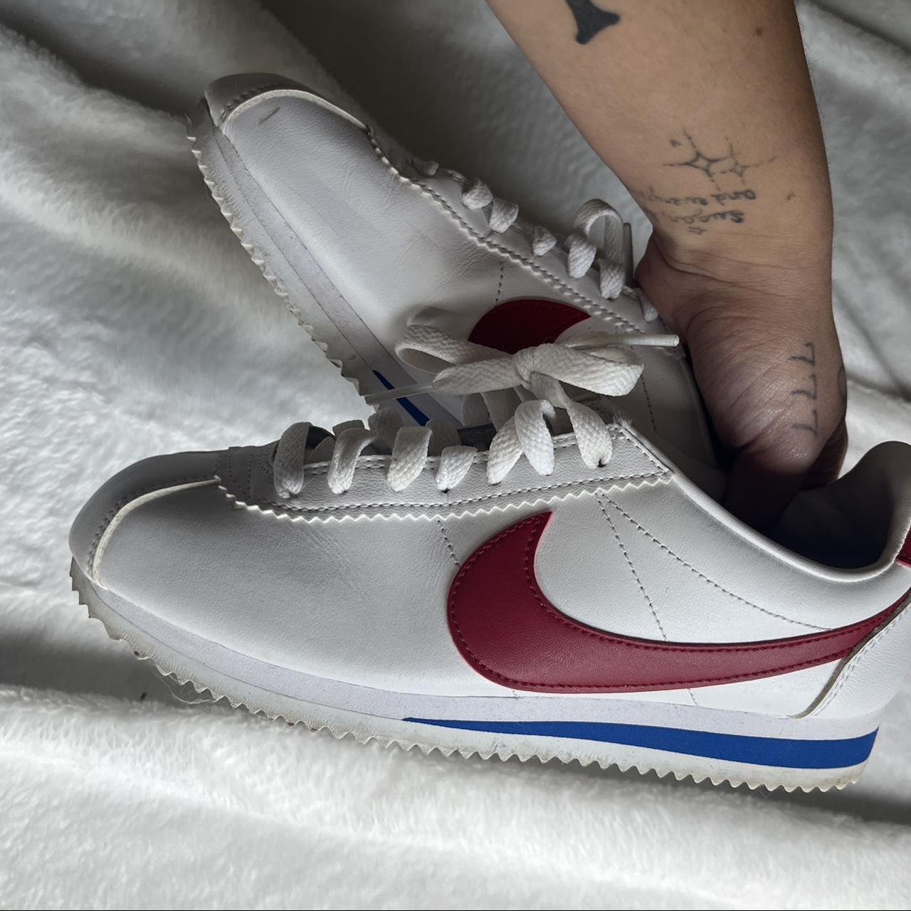 womens red and white nike shoes