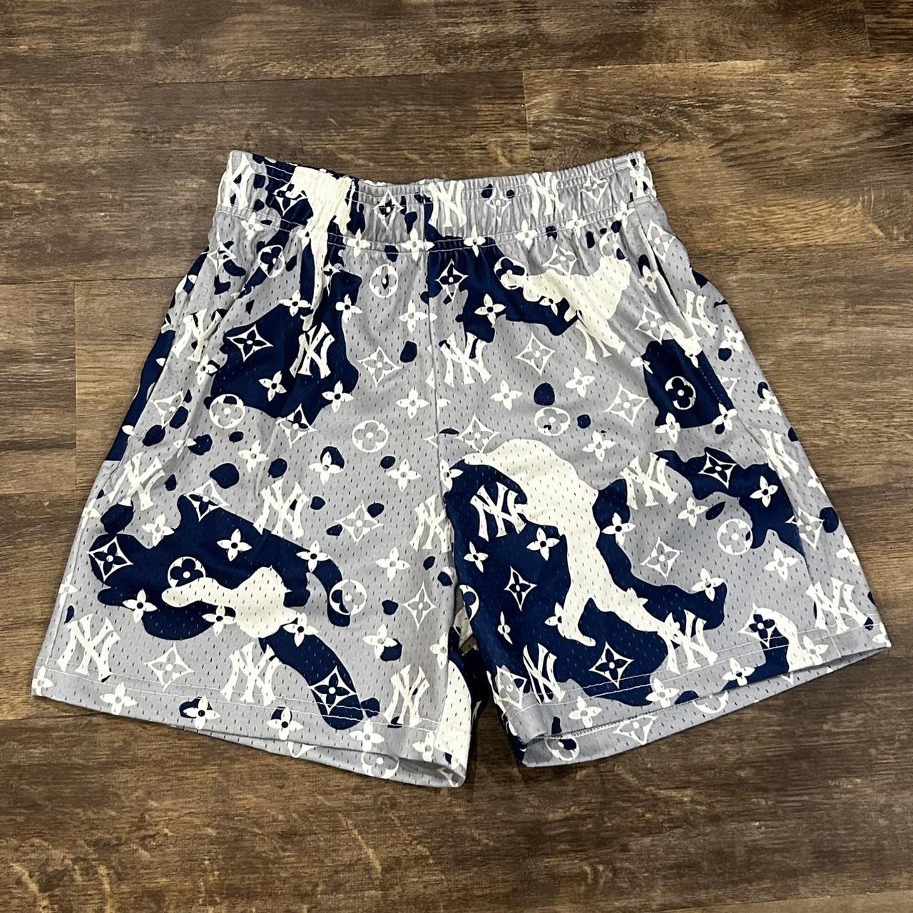 Bravest Studio Blue Camo deals Shorts - L