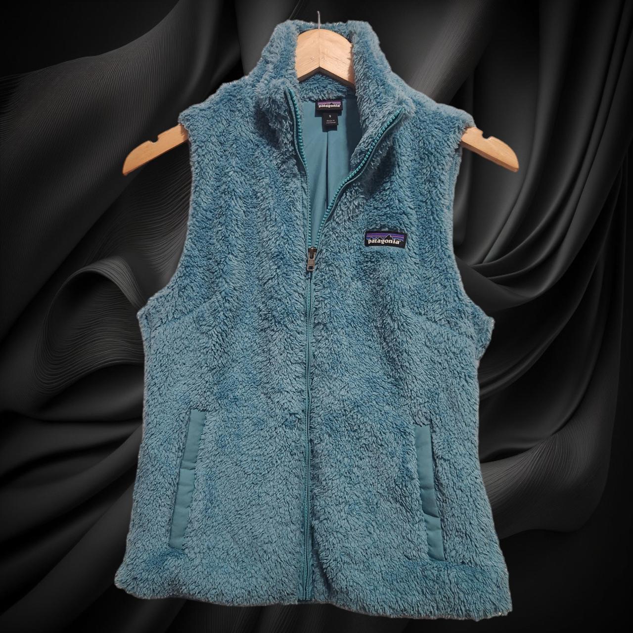 Patagonia Women's Los Gatos Fleece Vest Full Zip - Depop