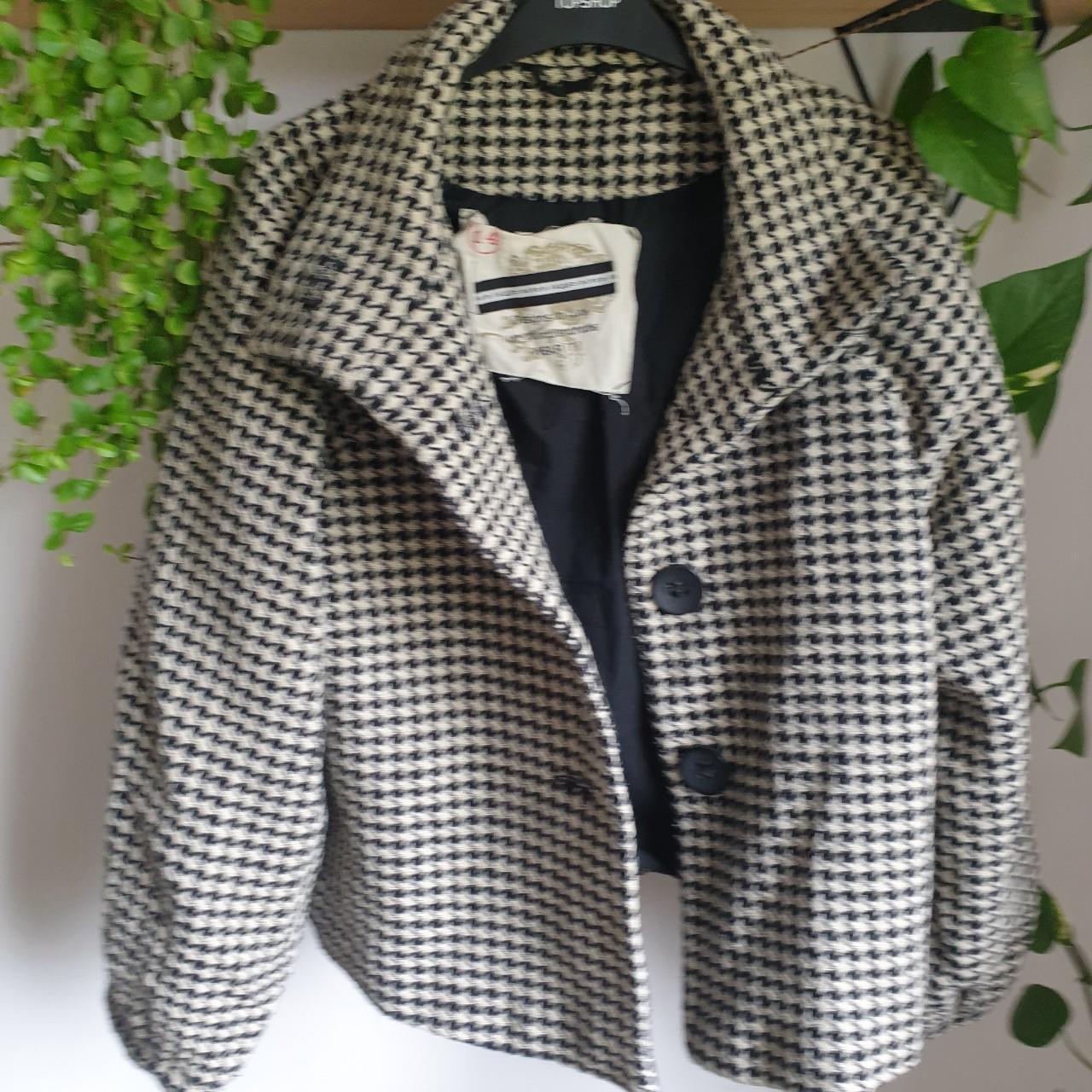 River Island DogTooth Jacket Great condition Hangs... Depop