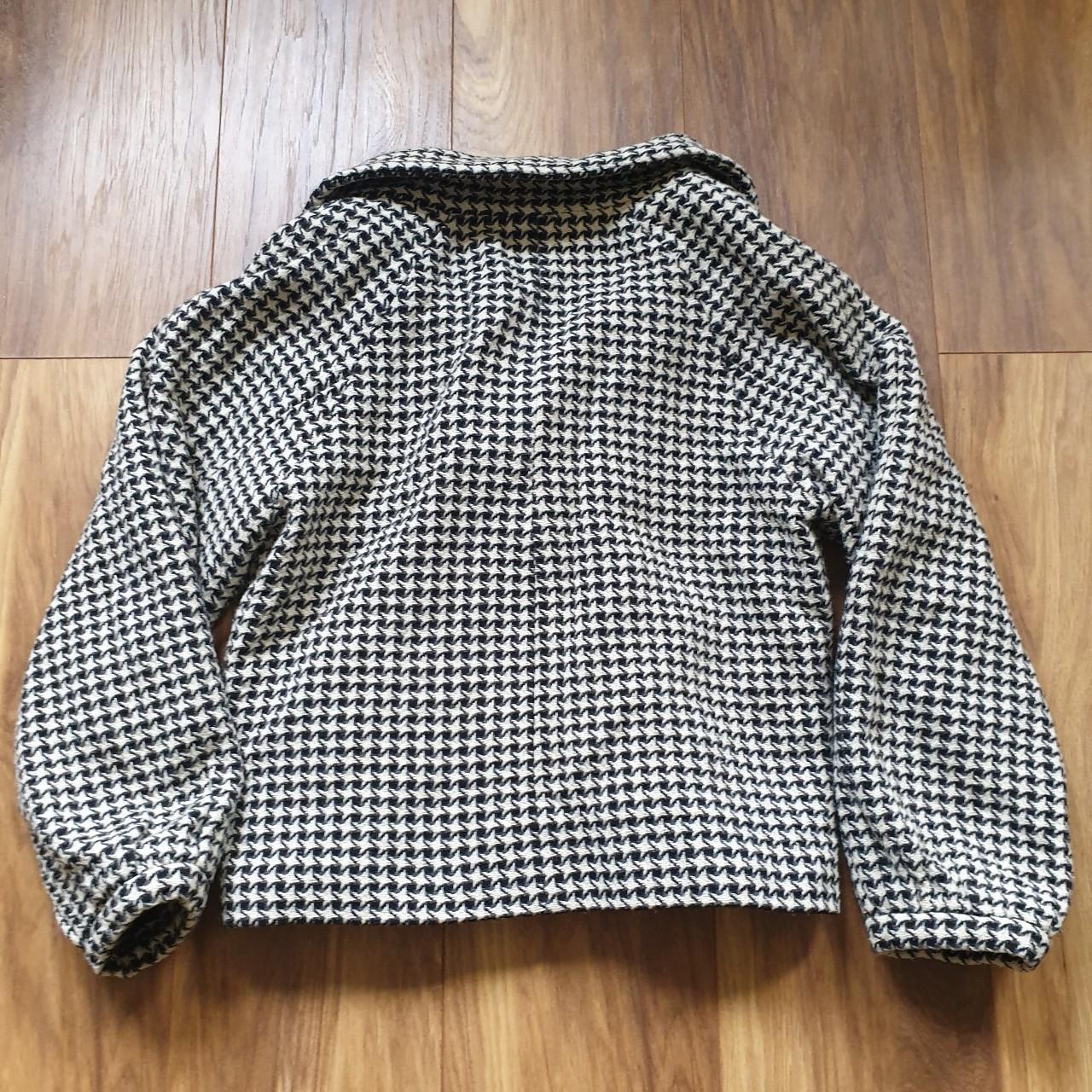 River Island DogTooth Jacket Great condition Hangs... Depop