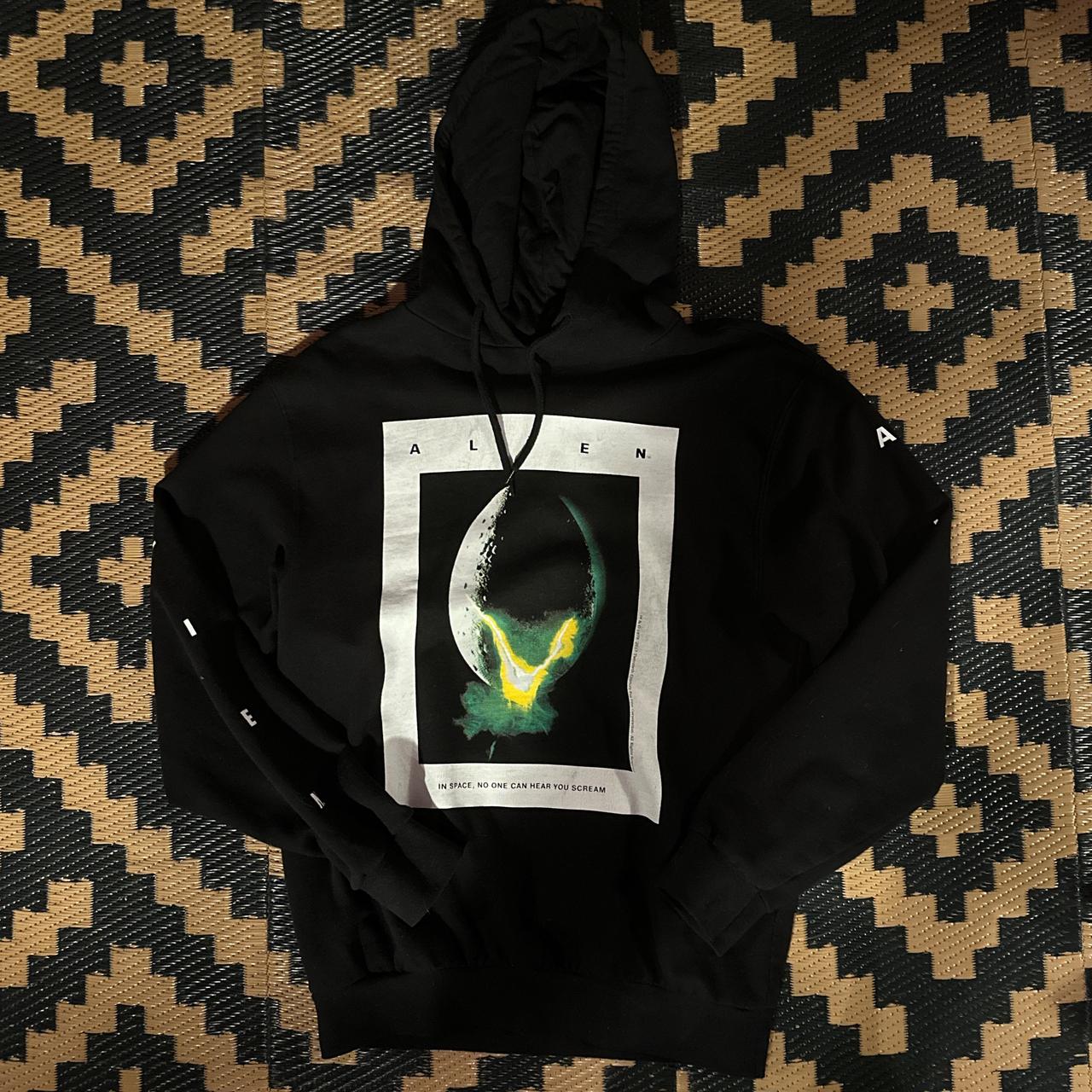 Alien sweatshirt h&m best sale