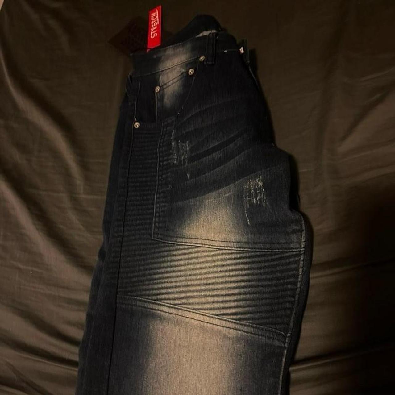 item listed by danielaaala