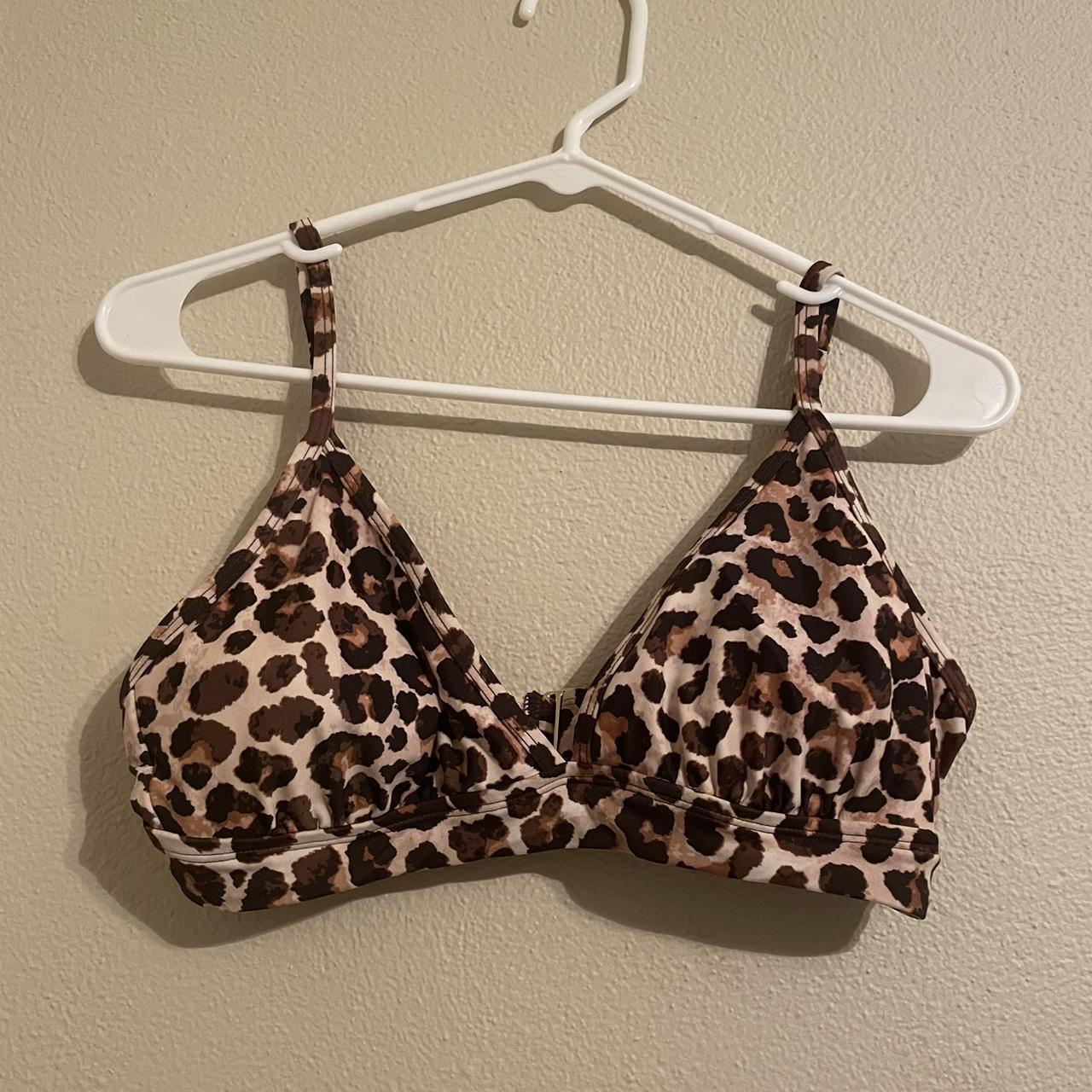 super cute Kona Sol bikini top very good condition... - Depop