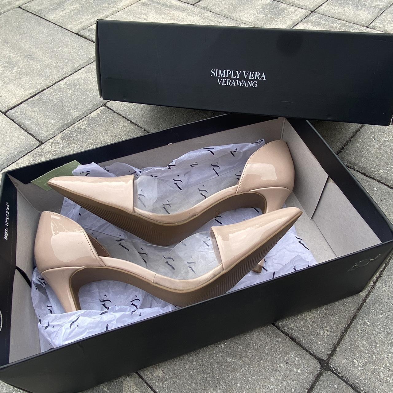 Simply Vera wang point toed heels , sleek , nude,... - Depop