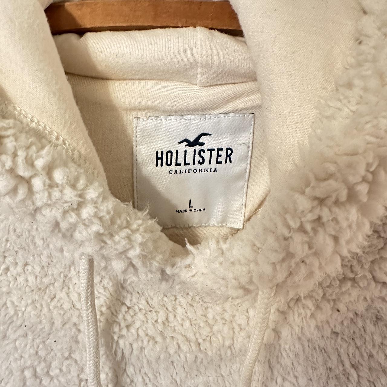 Cropped Hollister hoodie with Sherpa and