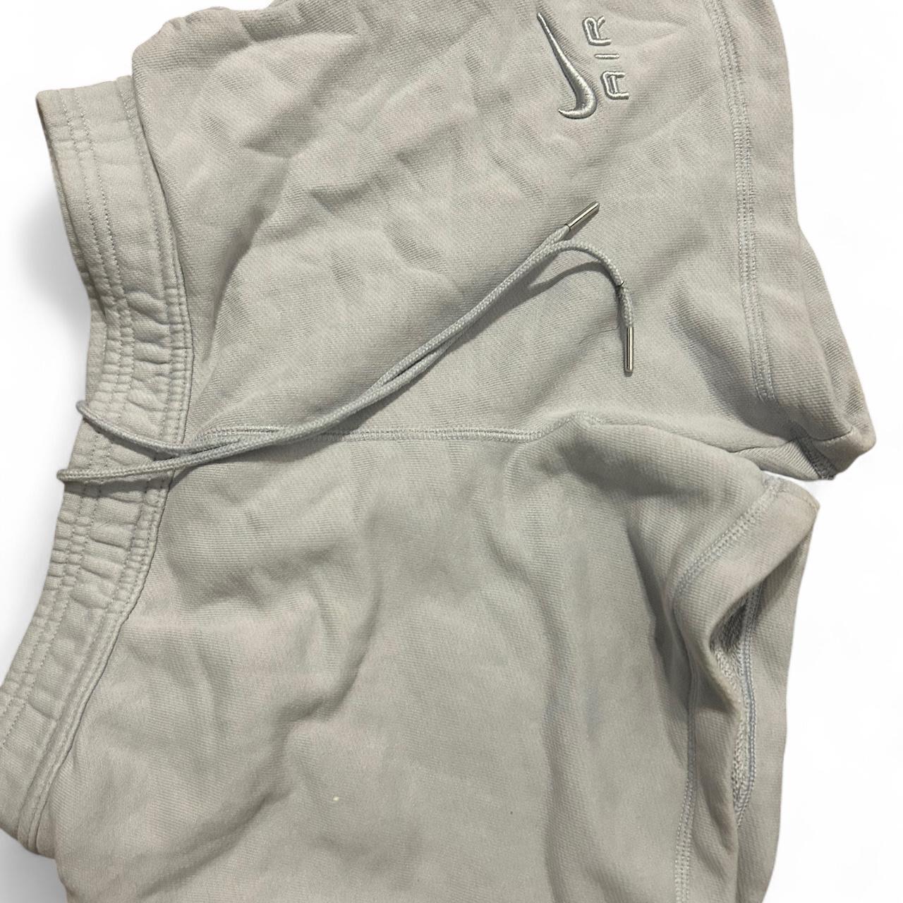 item listed by kniyahwood