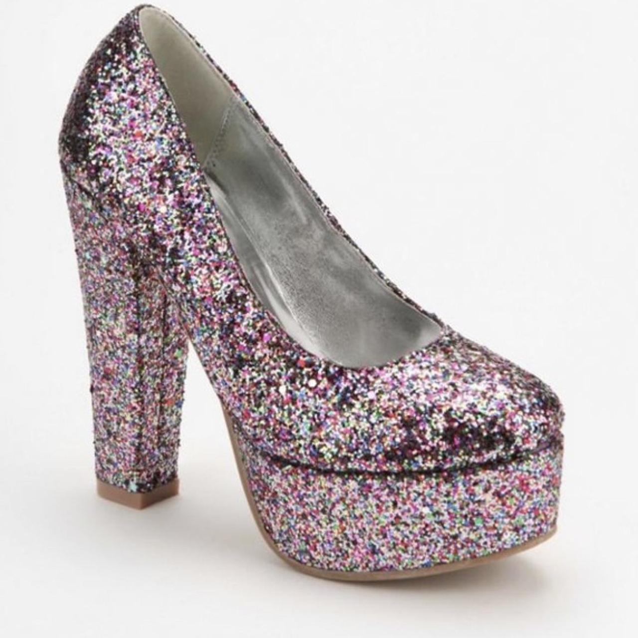 item listed by sunshine_thrifty