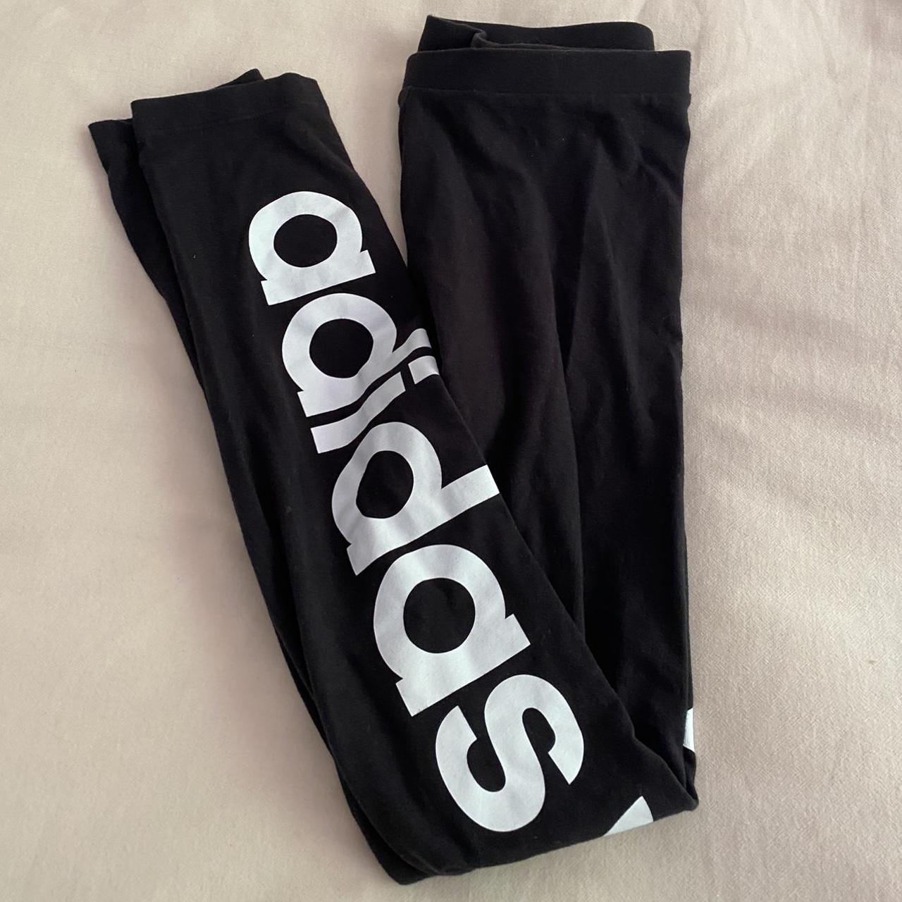 leggings and crop top