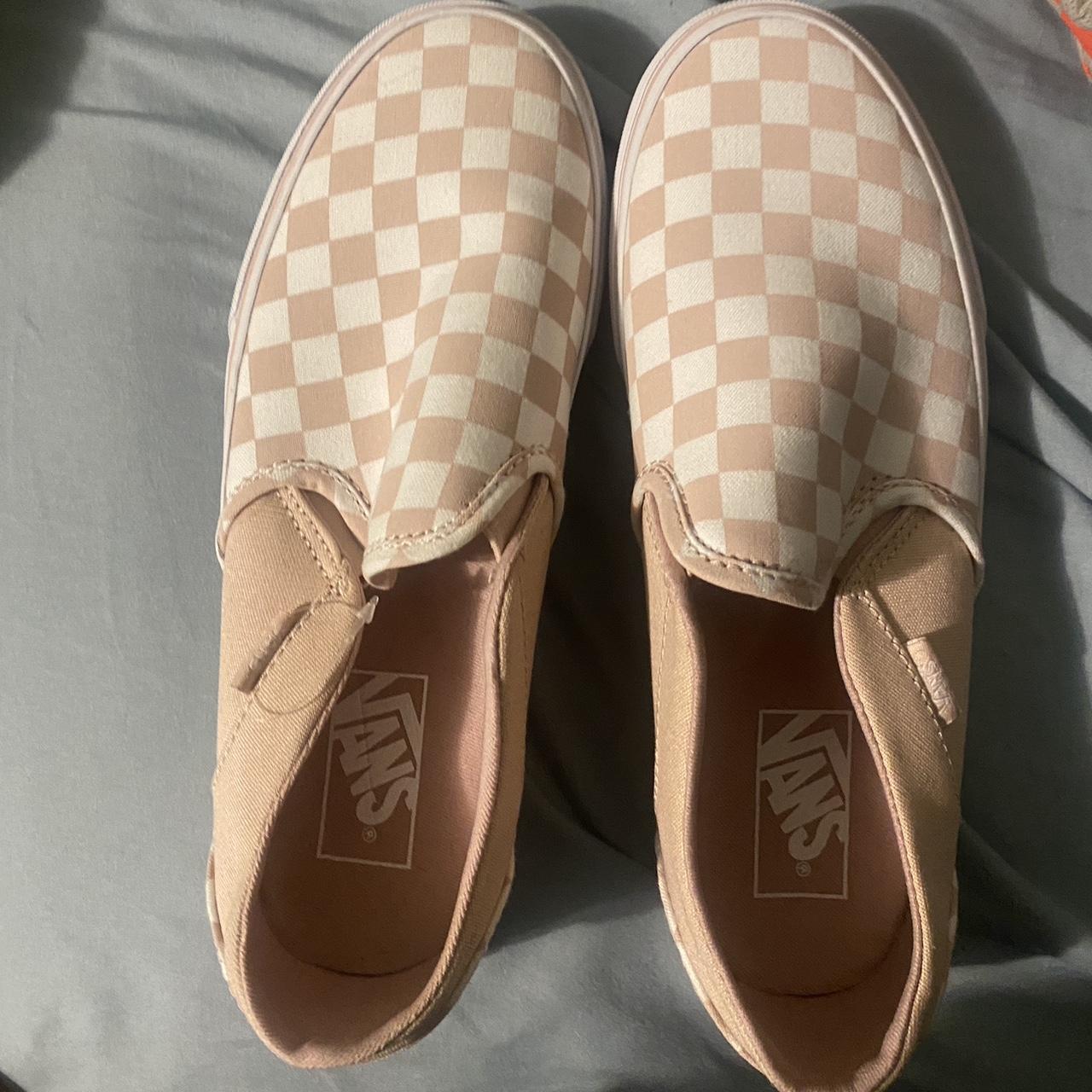 Vans checkerboard deals slides pink