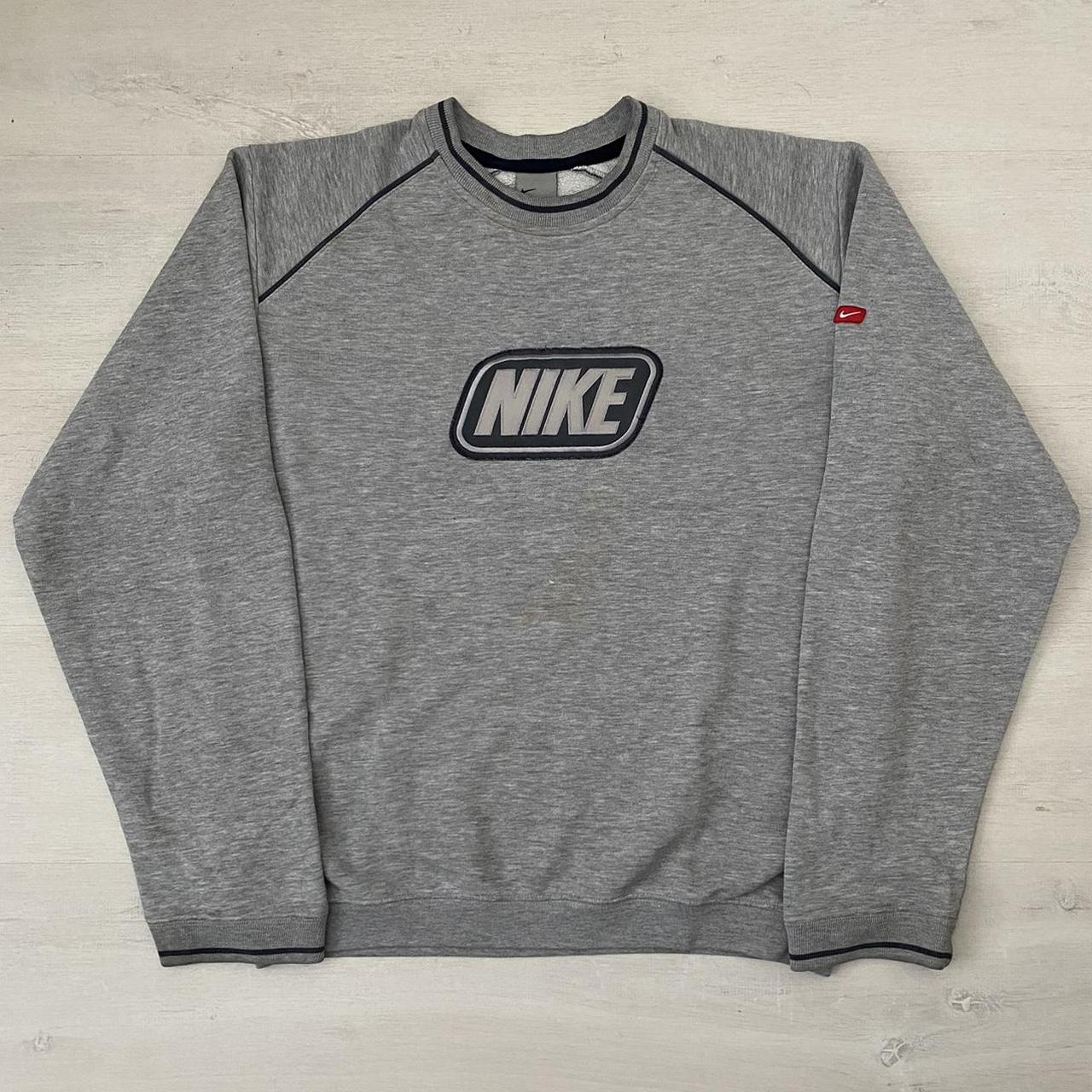 Vintage nike embroidered discount sweatshirt