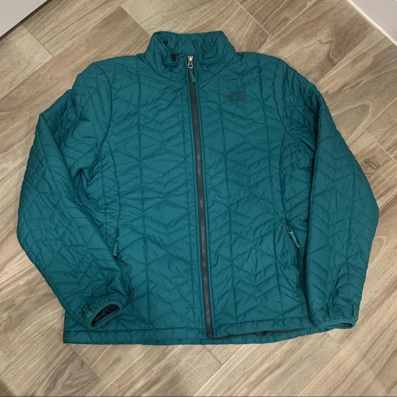 The North Face Puffer Jacket Size XL. Womens.... - Depop