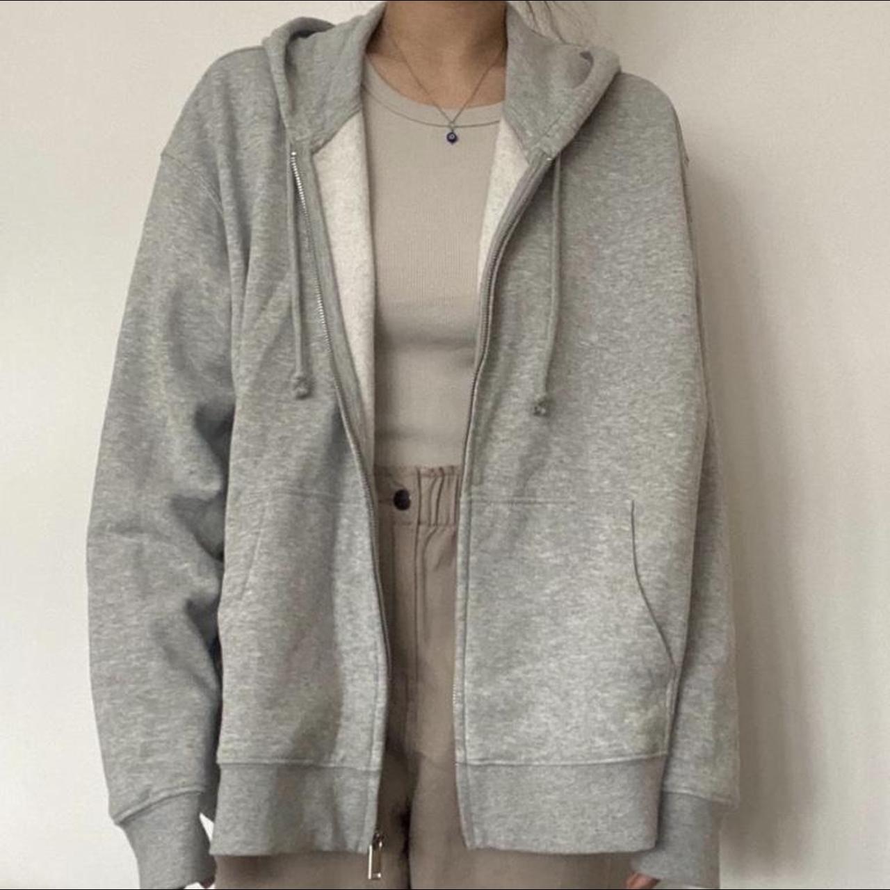 grey zip up hoodie from H&M pictures form original... - Depop