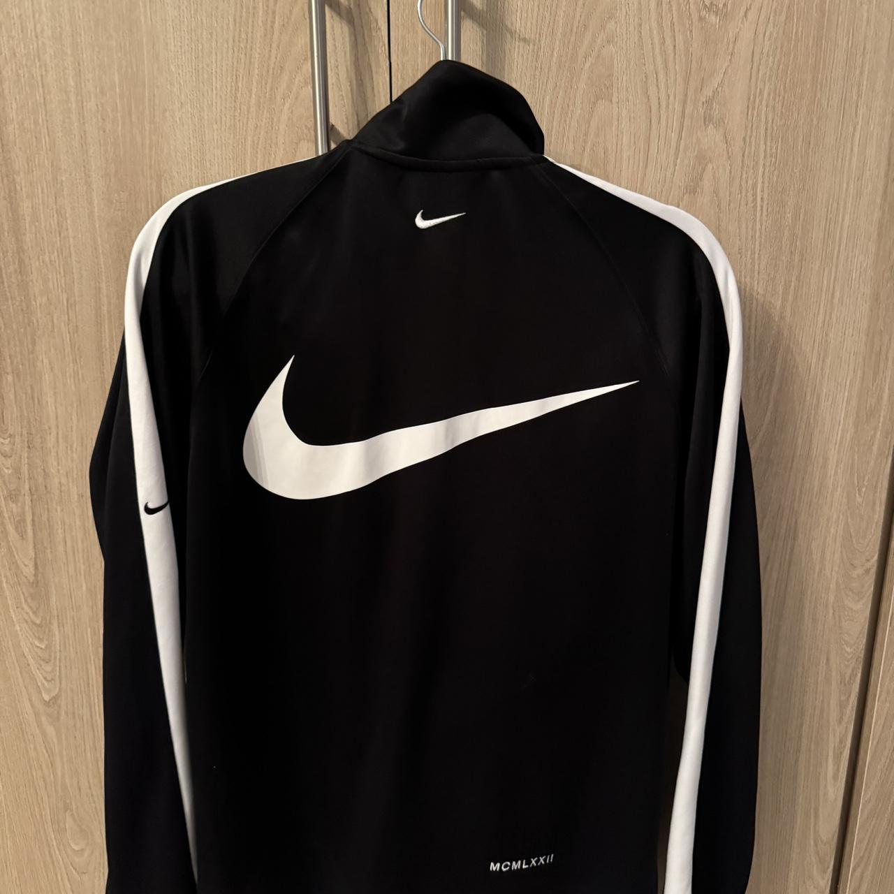 nike double swoosh tracksuit