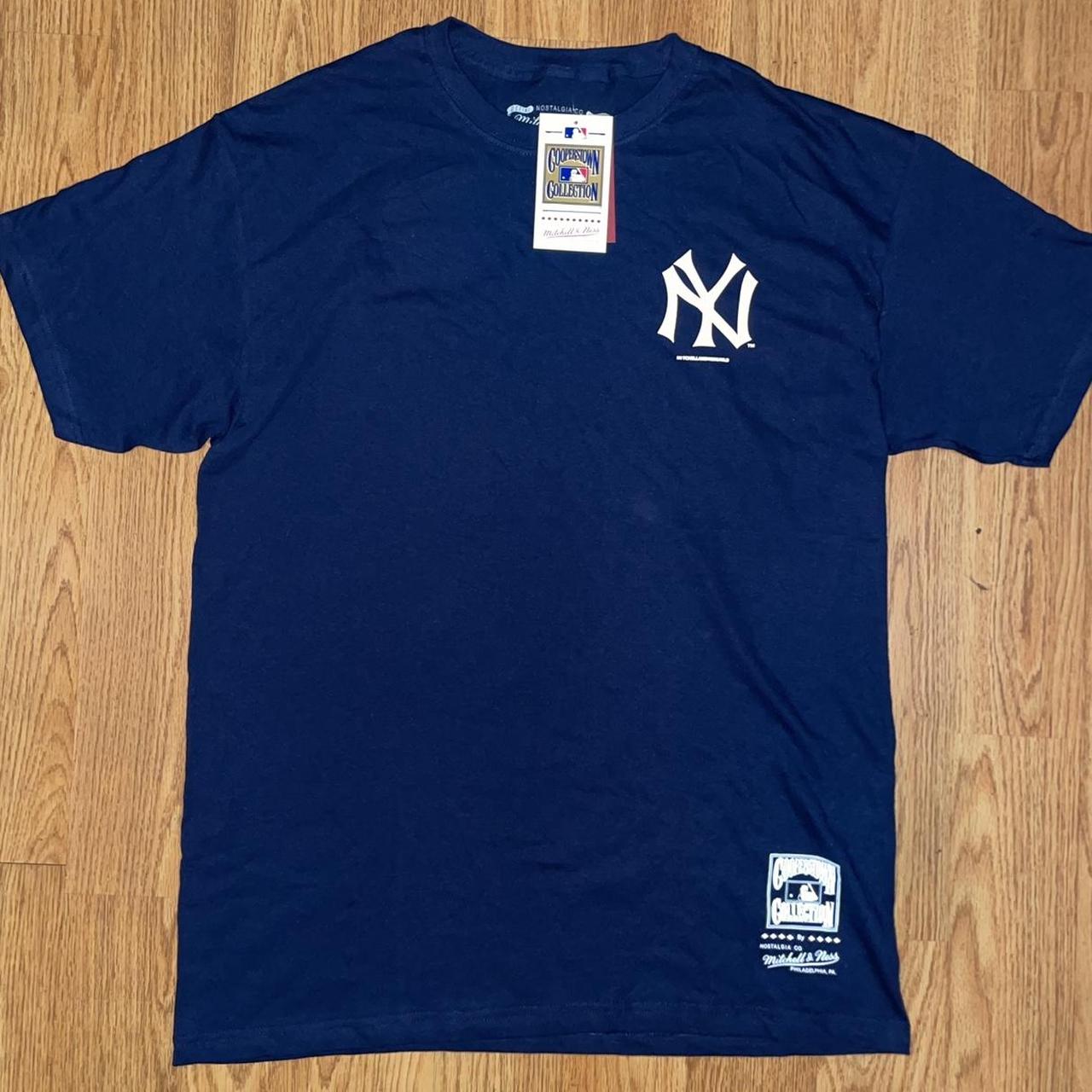 Mitchell & Ness New York Yankees Tee *Sleeves are a - Depop