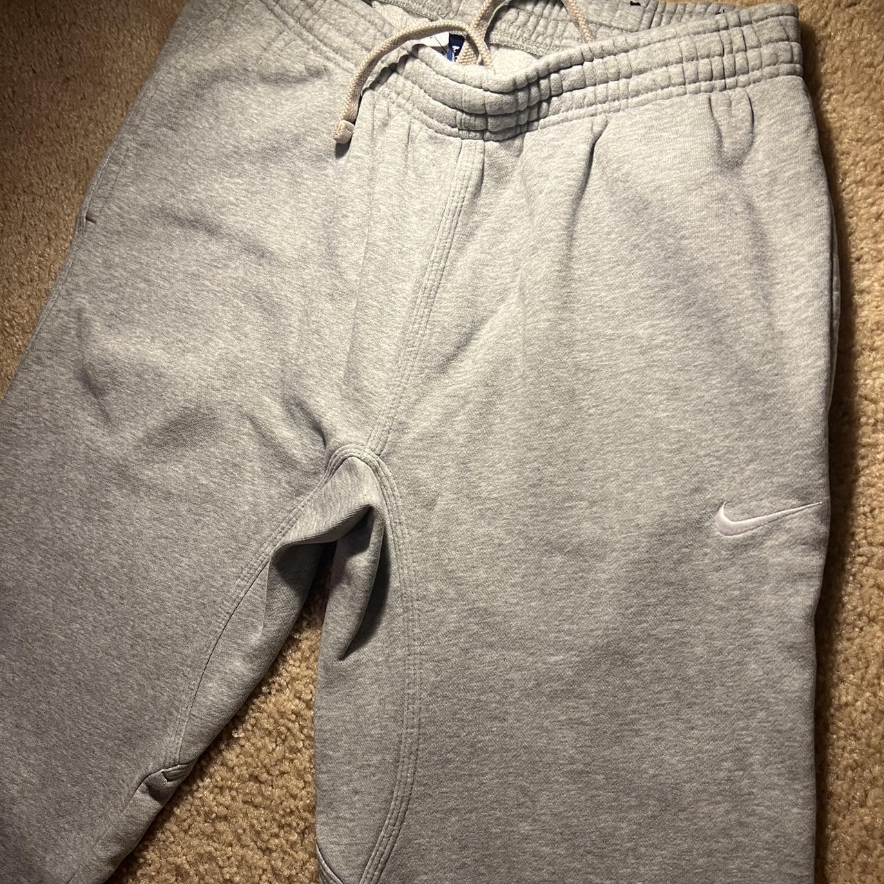 Nike Grey Sweatpants #vintage #nike #sweatpants - Depop