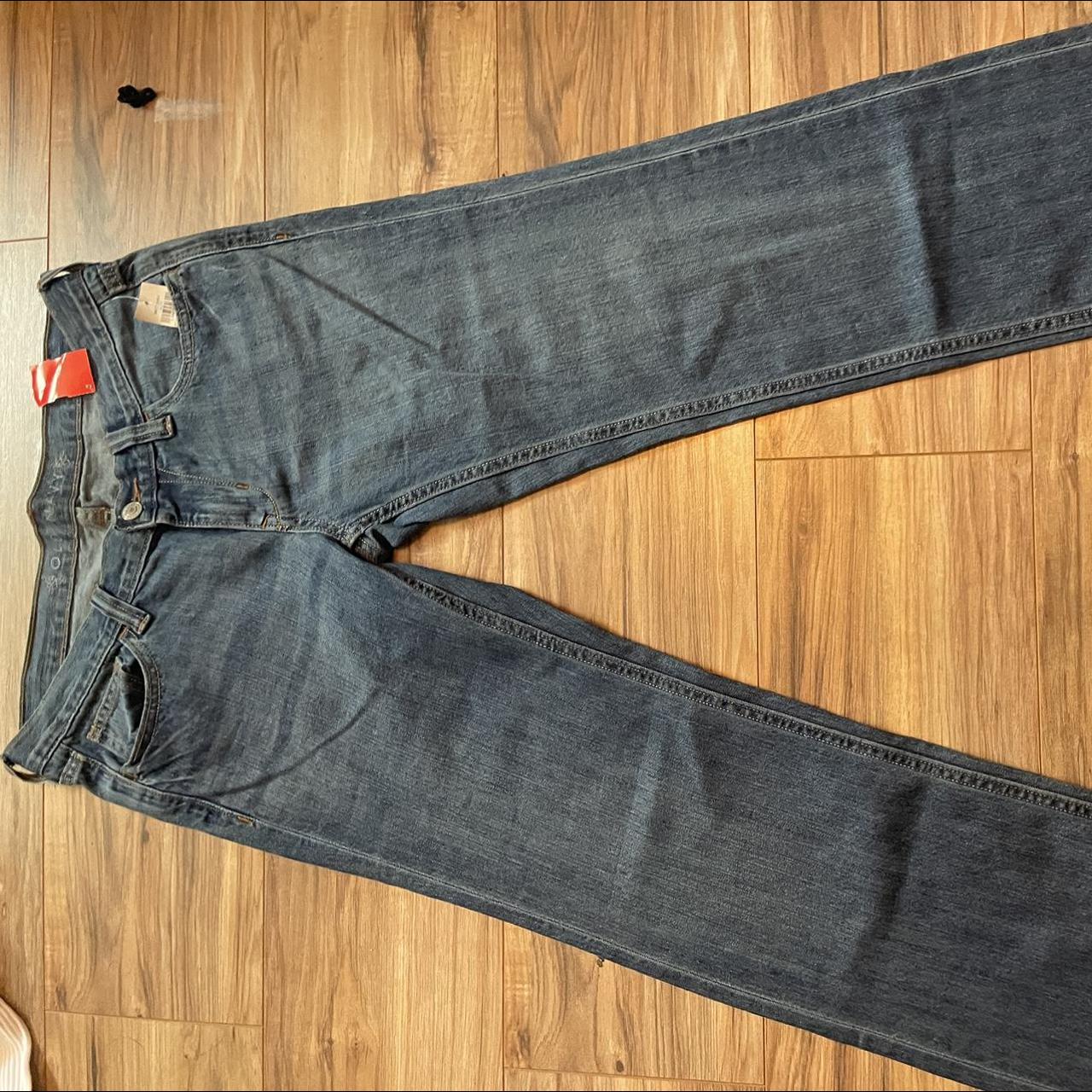 Vintage Old Navy Flare Jeans! More Mid Rise Than Low - Depop