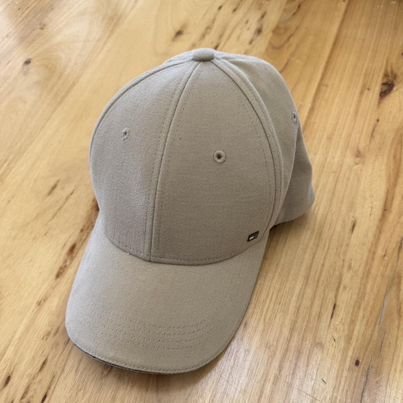 Brown/Tan Tommy Hilfiger Cap 🤎 - Depop