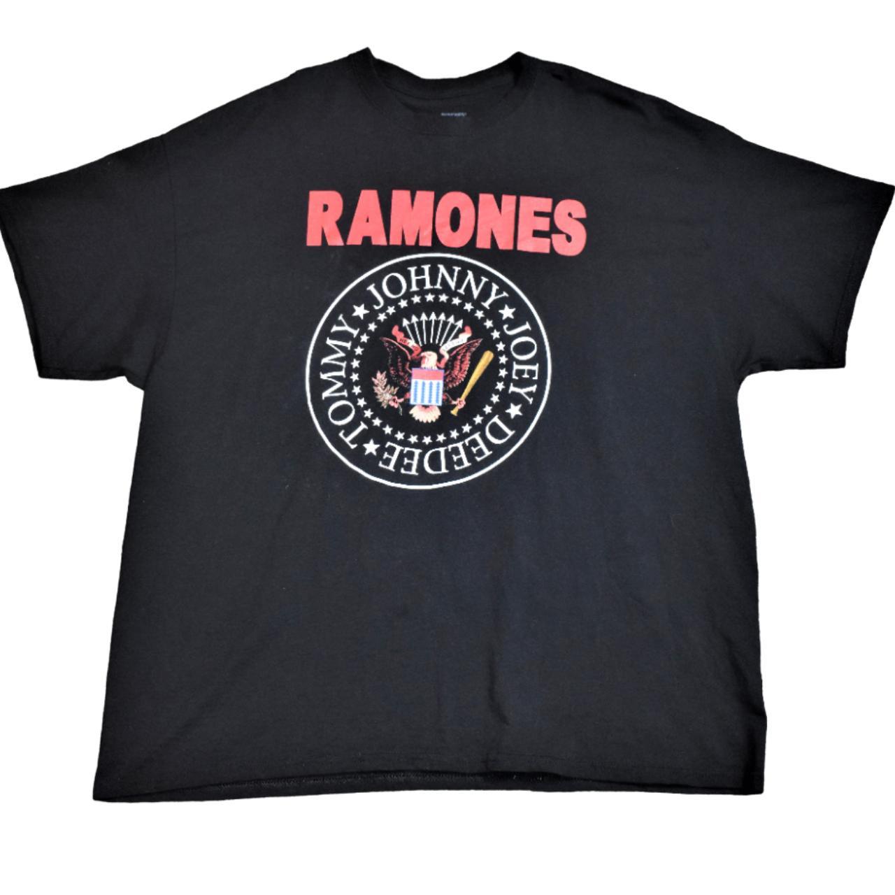 Ramones Classic Band Graphic T-Shirt This shirt is... - Depop