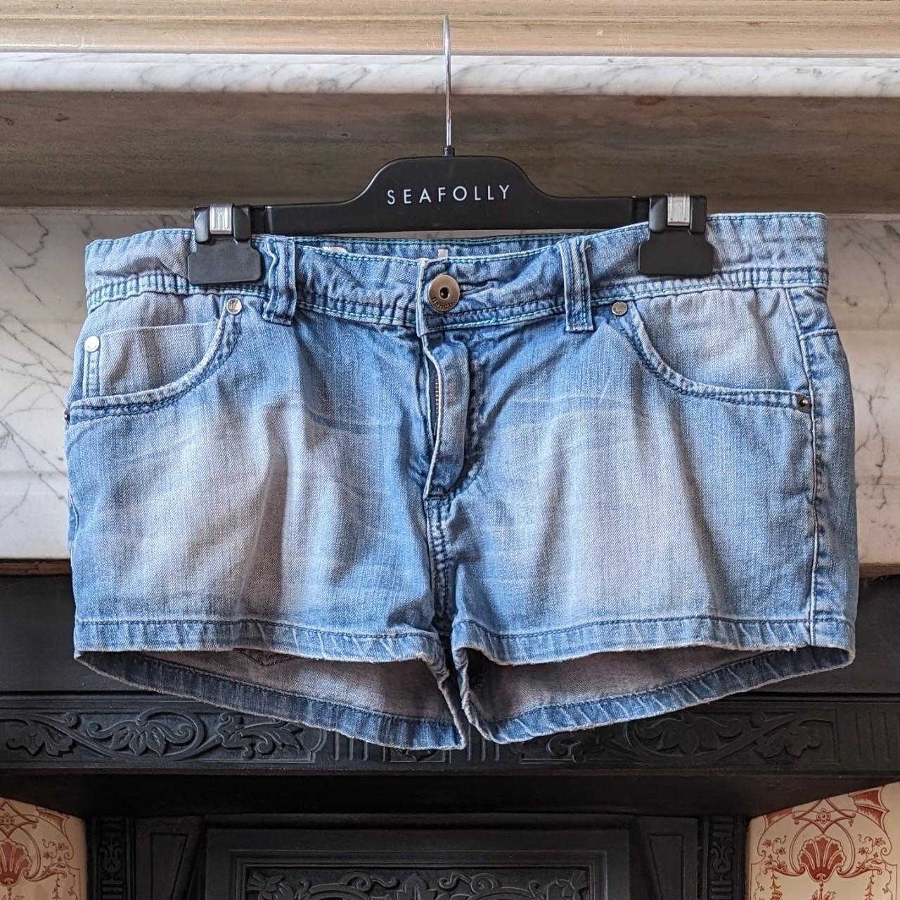 item listed by hanawil