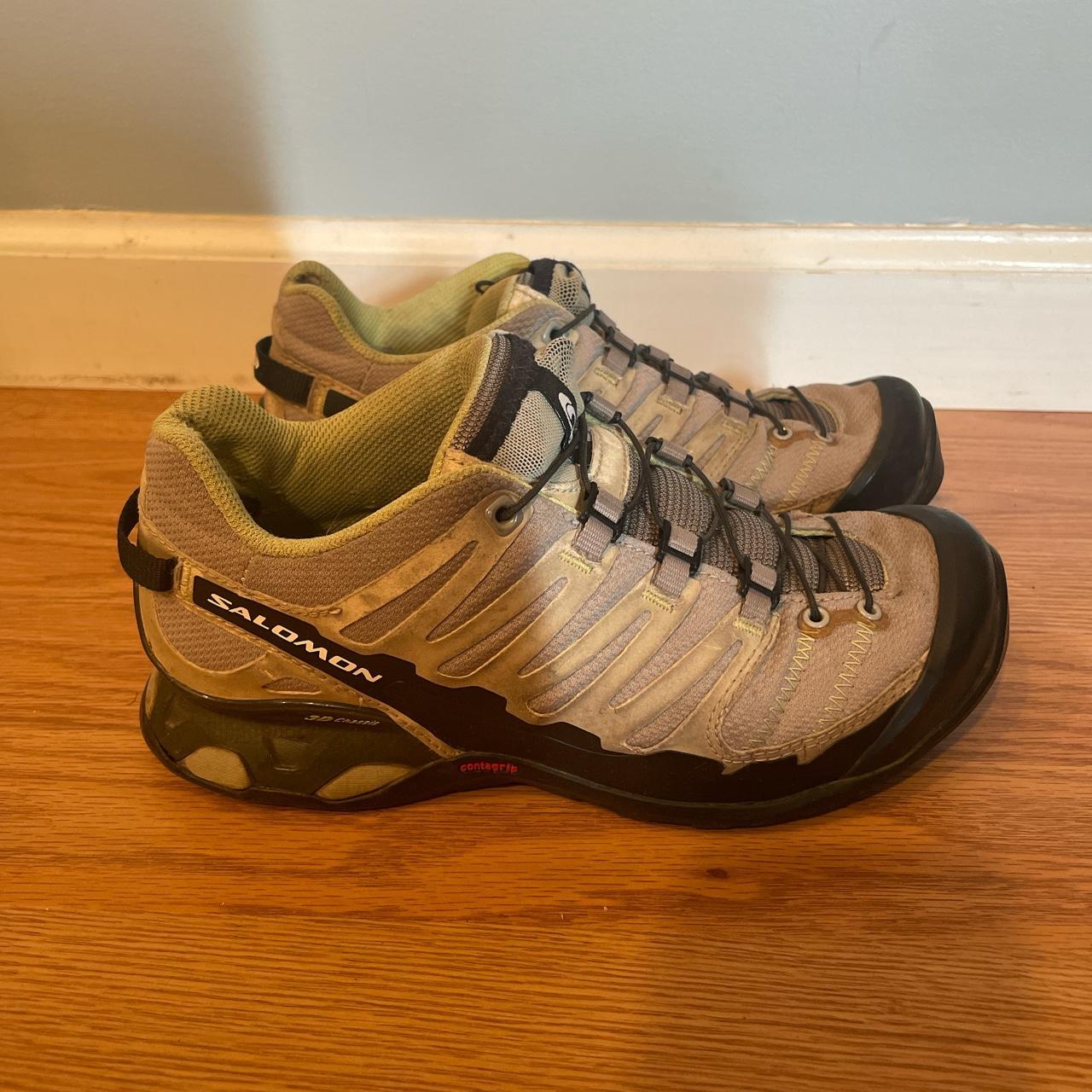 Salomon 3D Chassis running trail shoes. I m a size Depop