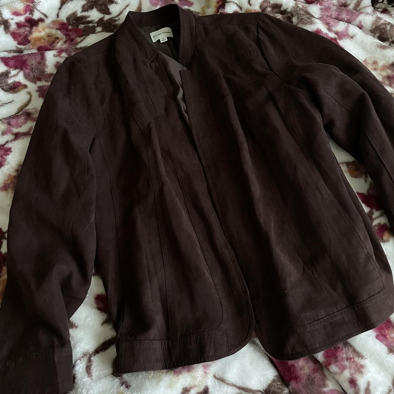 item listed by ashleysthriftedcloset