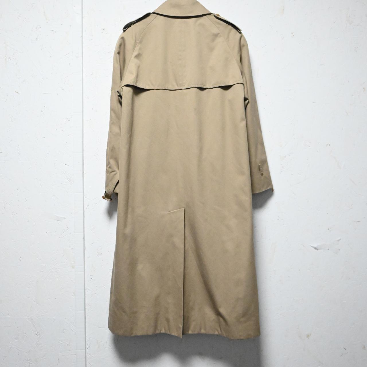 Aquascutum tan coat - Depop