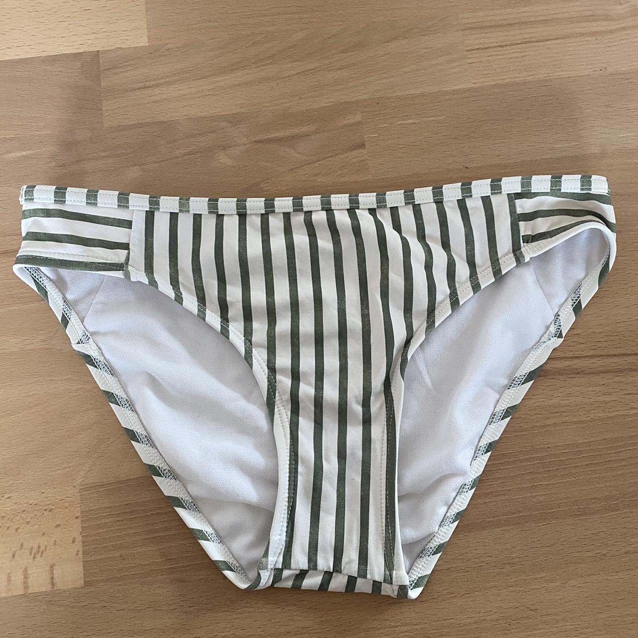 roxy- green and white striped full coverage bikini... - Depop