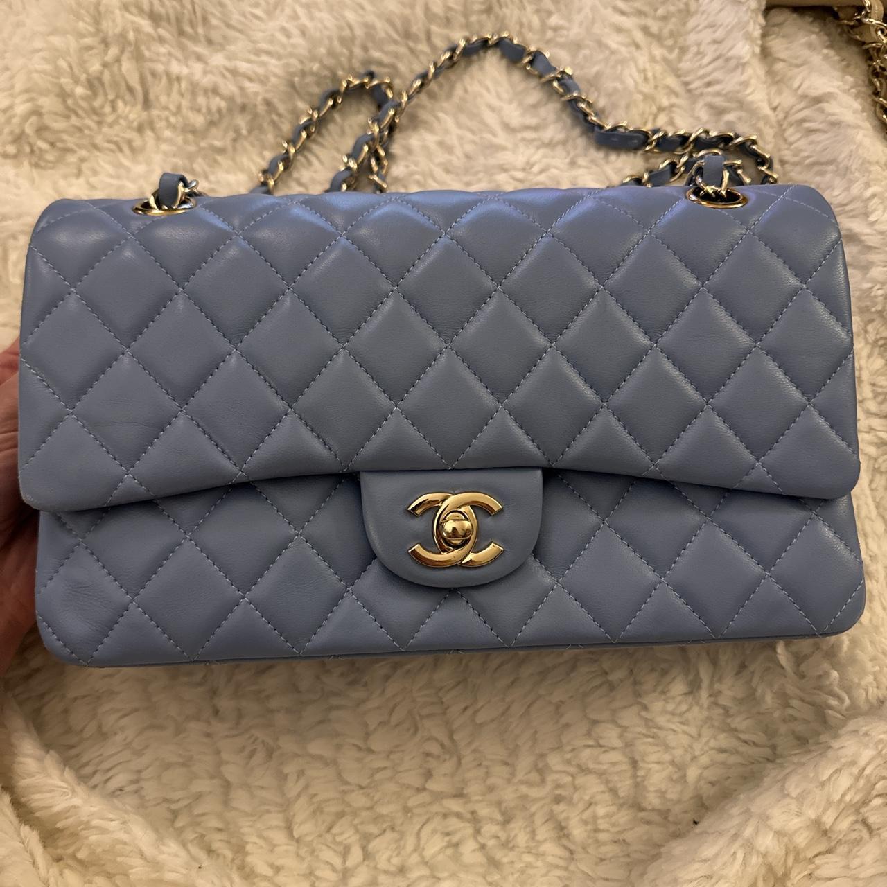 Chanel - Depop