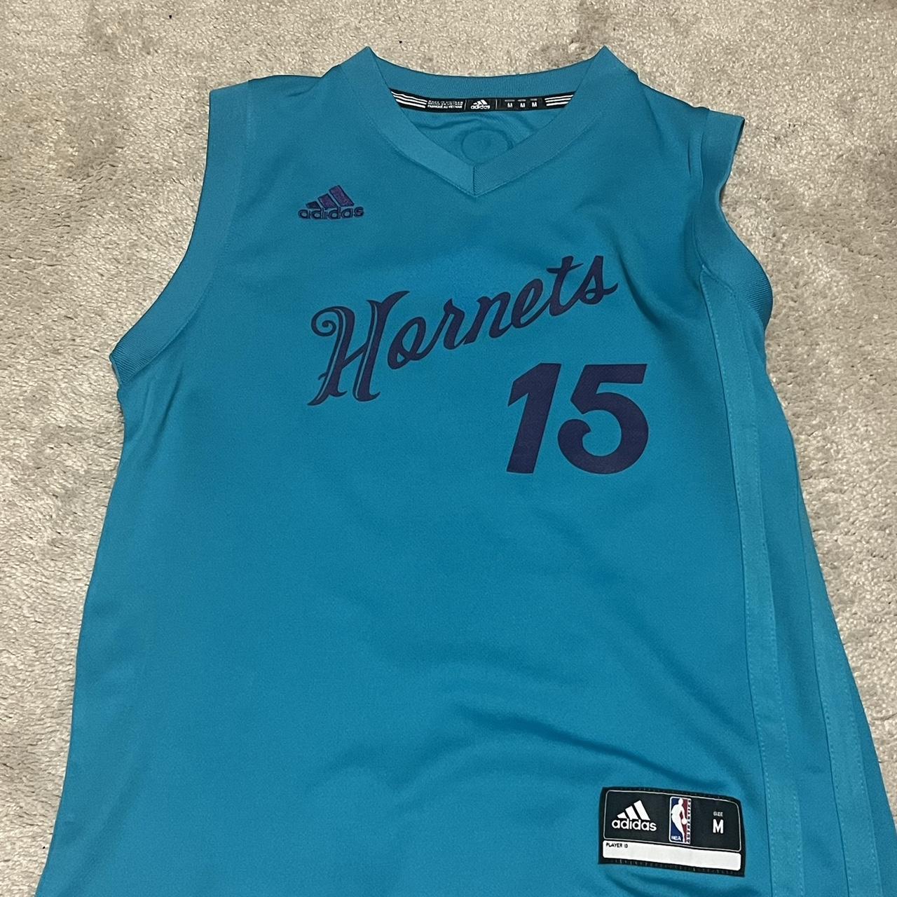 Kemba walker outlet christmas jersey