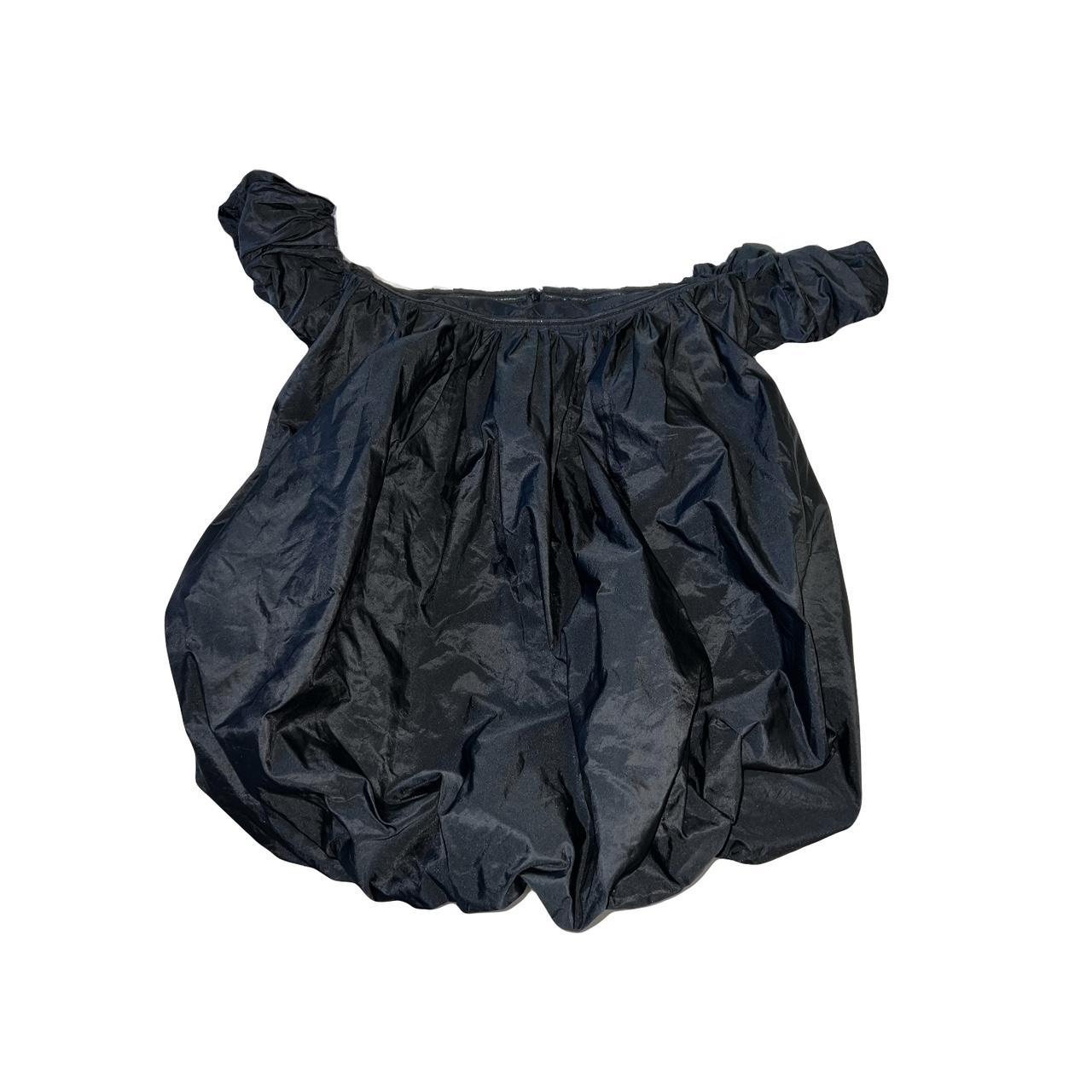 item listed by vikzyrrr