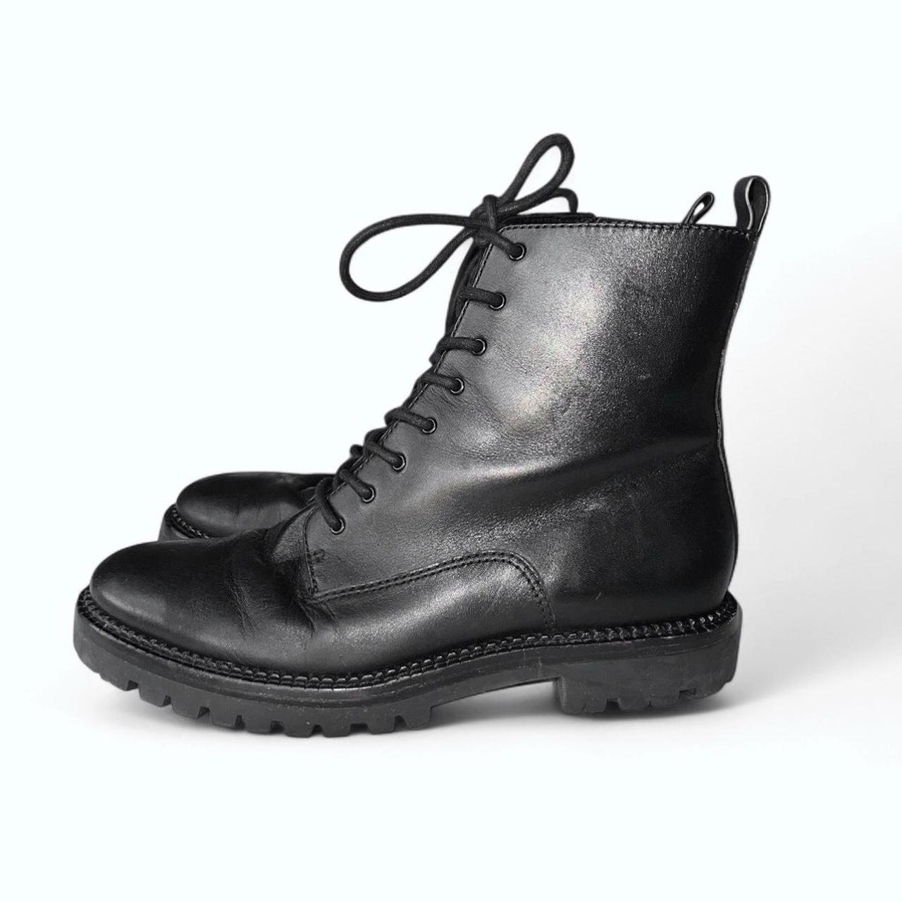 item listed by vikzyrrr