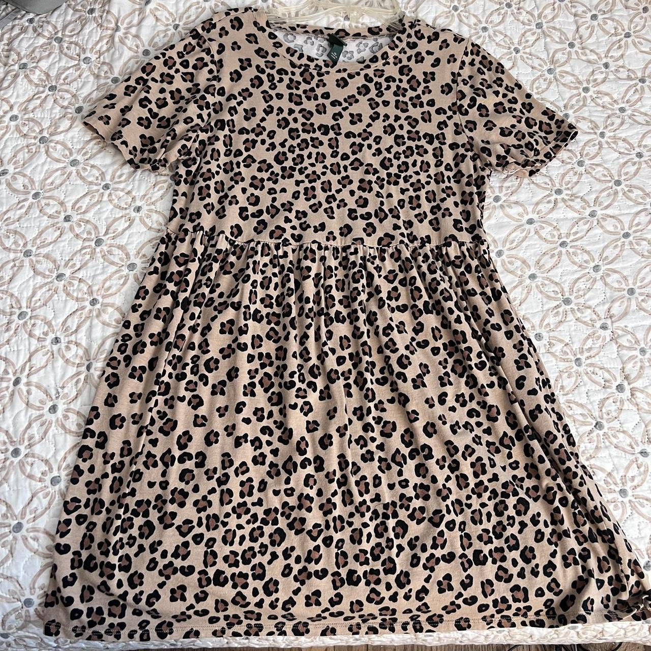 Wild fable leopard print dress Size xs in great