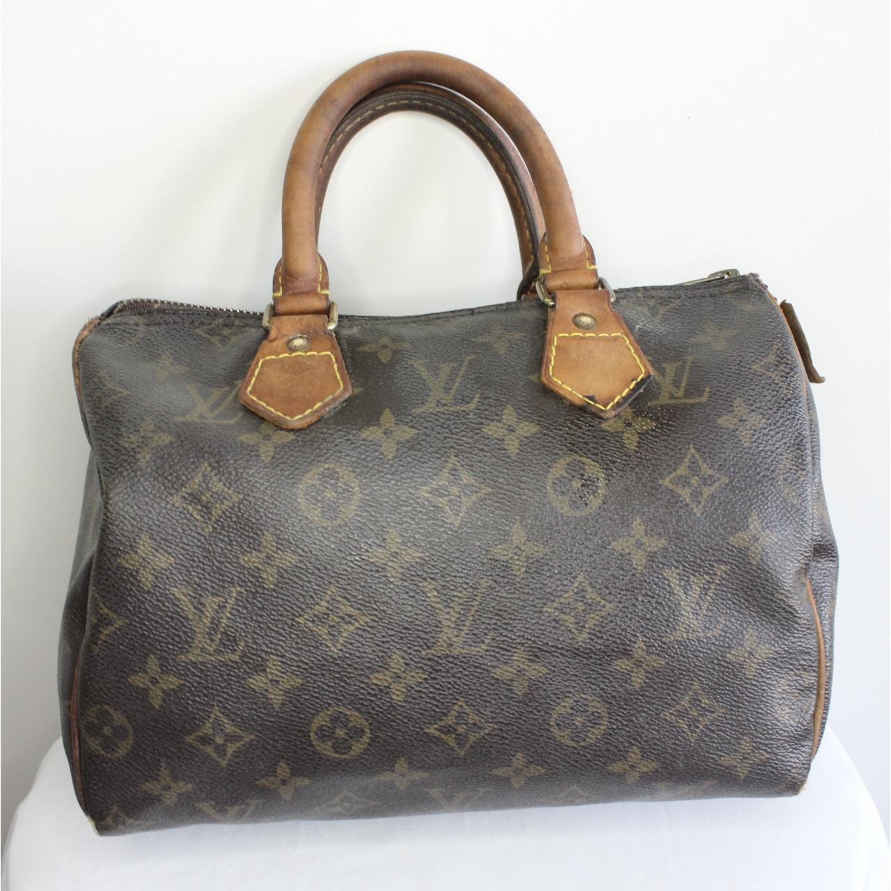 Vintage Louis Vuitton Monogram Speedy 25 -... - Depop