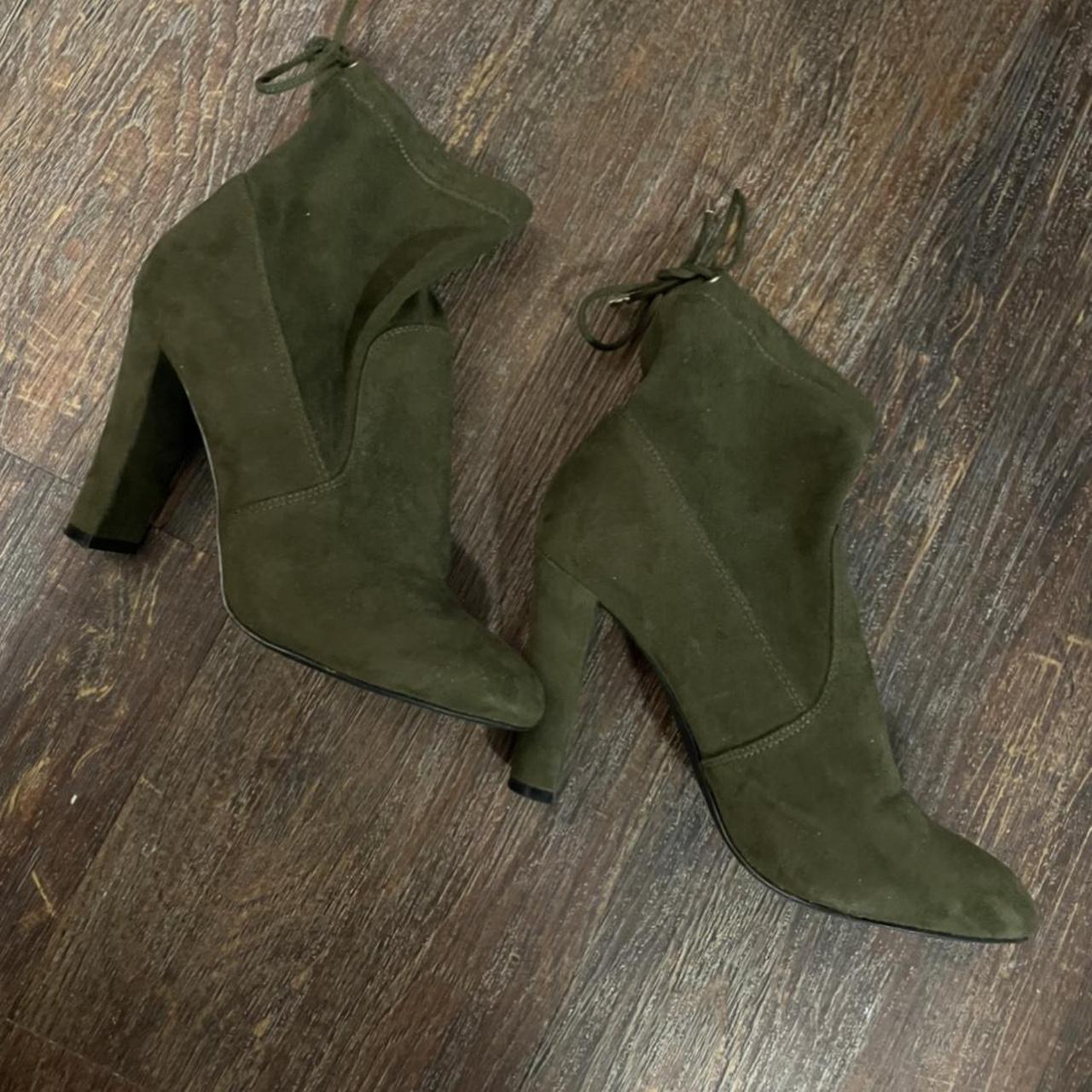 Green velvet cheap boots uk