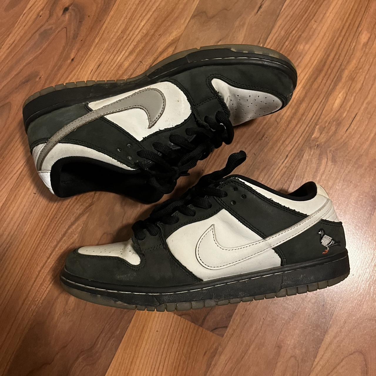 Nike staple cheap panda