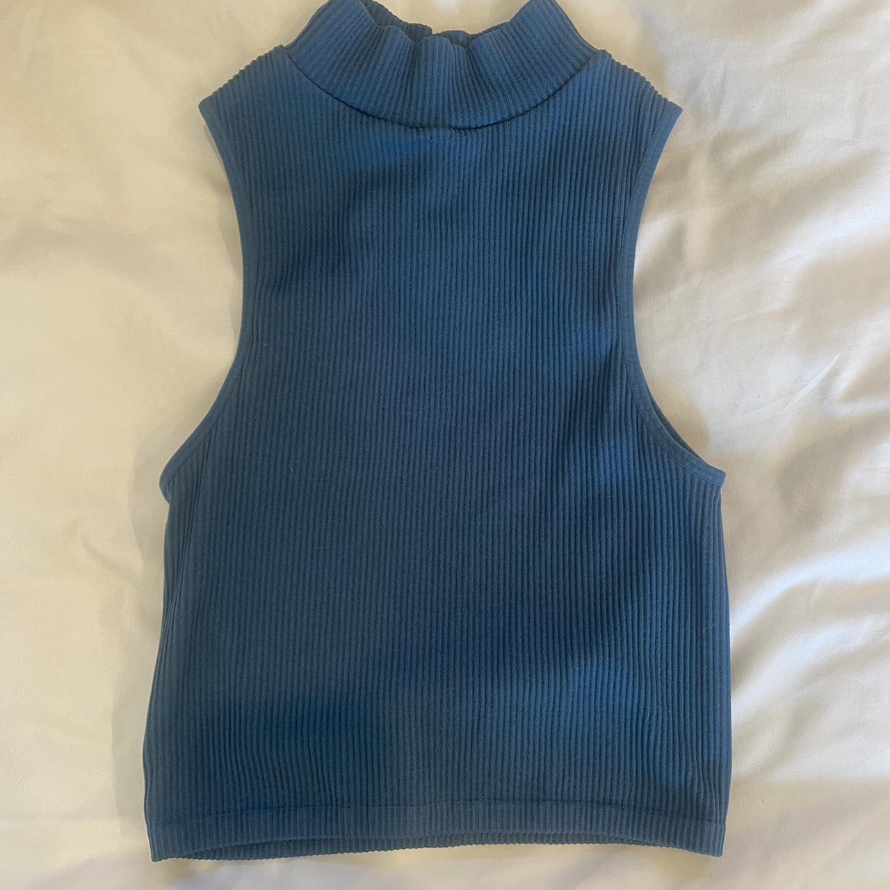 zara blue top, fits more on the cropped side Depop
